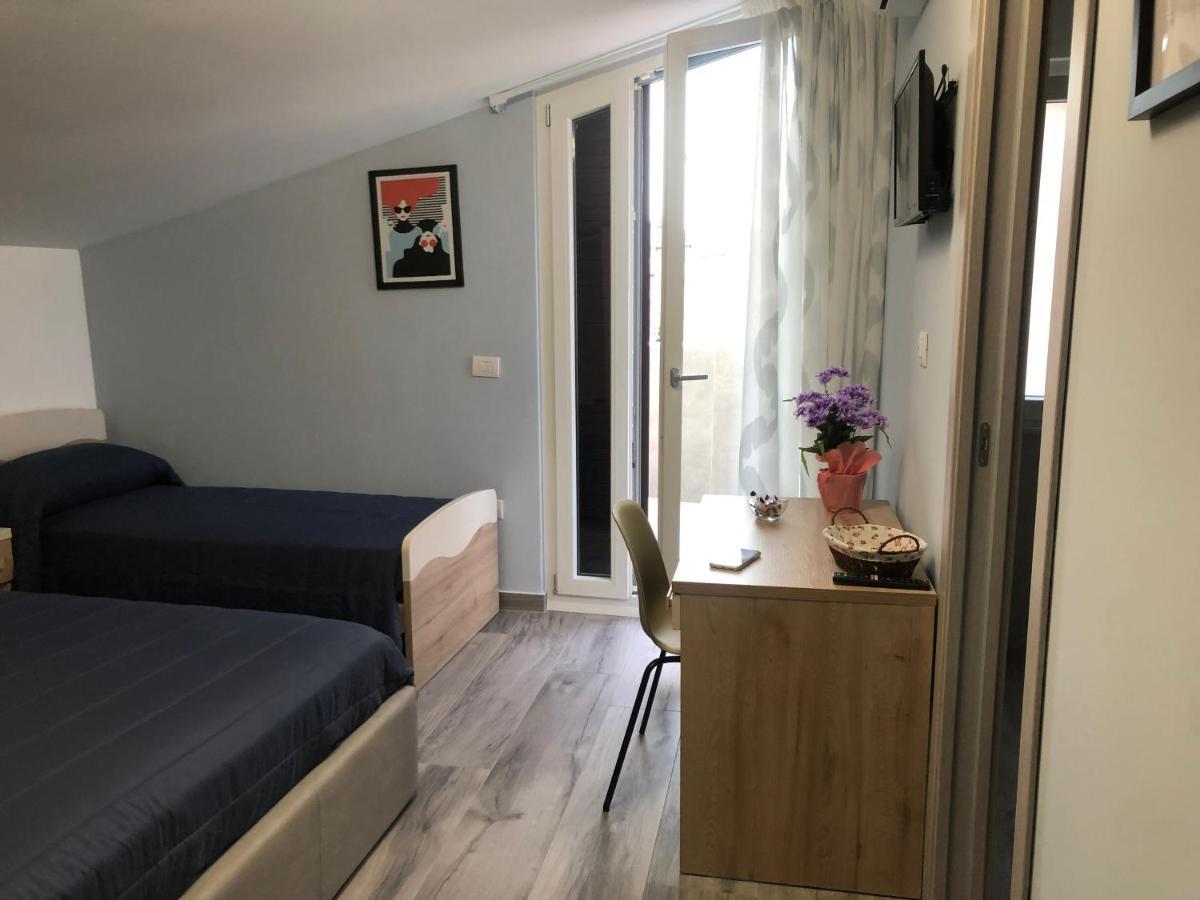 B&B Carpe Diem Caserta Luaran gambar
