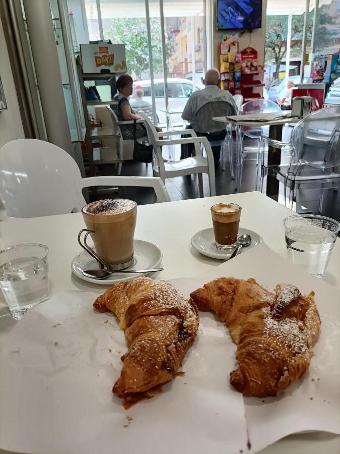 B&B Carpe Diem Caserta Luaran gambar